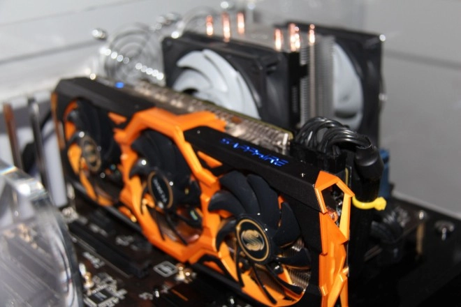 CeBIT 2014 : Une magnifique R9 290X Toxic chez Sapphire