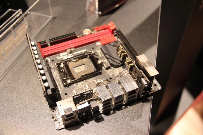 Computex 2014 : Les nouvelles cartes m�res Asus ROG