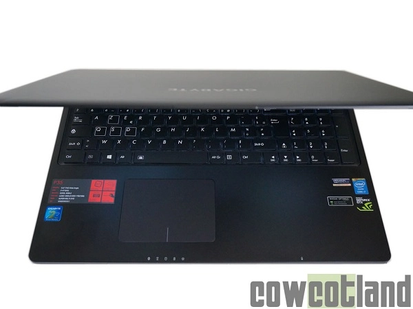  A la d�couverte du nouveau PC portable de jeu le Gigabyte P35K V2