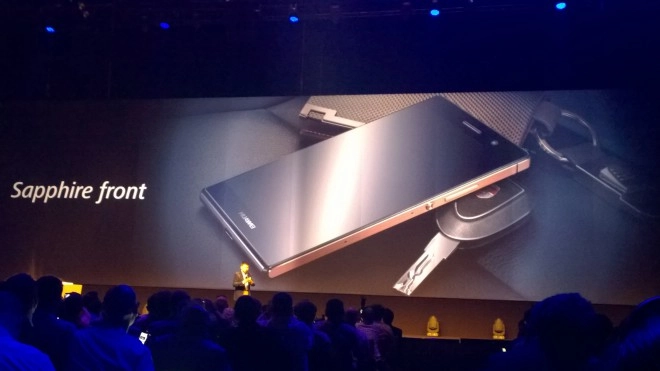 IFA 2014 : �cran en saphir, le Huawei Ascend P7 Sapphire impressionne