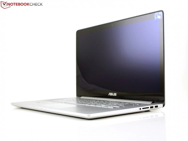 L'ultra portable  ASUS Zenbook  NX500JK test� et approuv�
