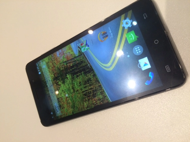 [MWC 2015] Archos 50 Oxygen plus