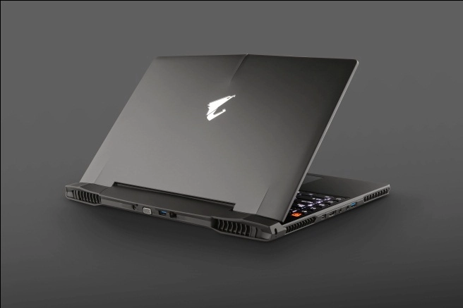 Computex 2015 : L'aorus X7 Pro Sync (Nvidia G-Sync) est annonc�