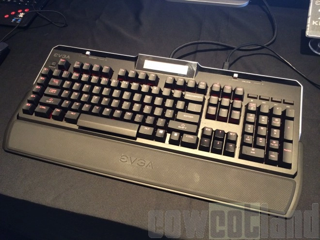 Computex 2015 : EVGA finalise son clavier Z10