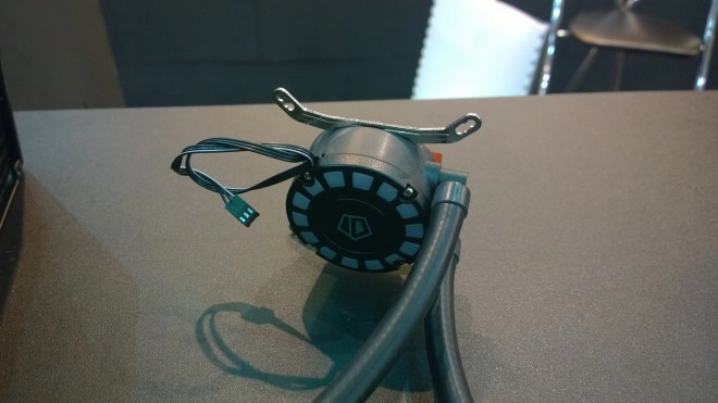 Computex 2015 : ID-Cooling refait sa gamme aircooling et se lance dans l'alimentation