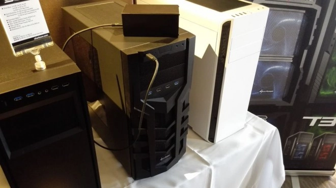 Computex 2015 : Sharkoon se lance dans le port USB 3.1 Type C