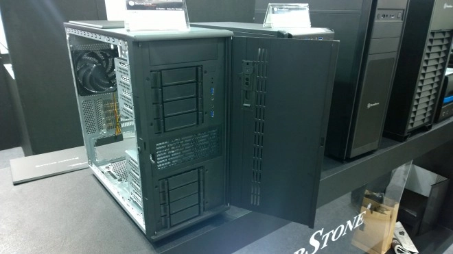 Computex 2015 : SilverStone CS380, pour du NAS qui en impose