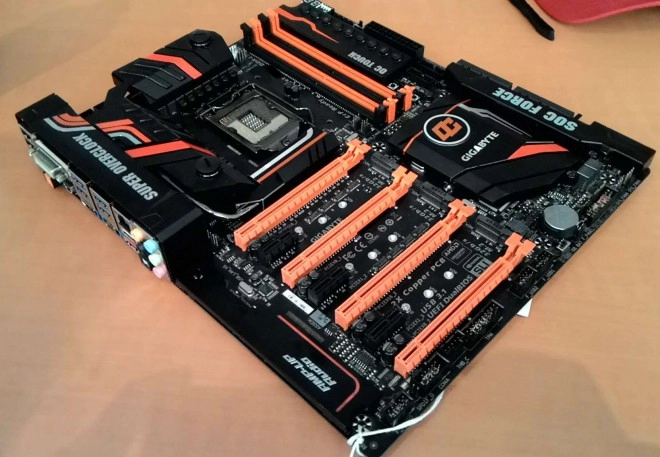 Gigabyte montre sa Z170-SOC