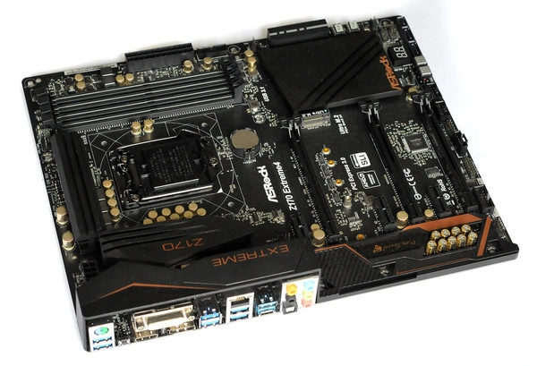 HFR compare 5 cartes m�res Z170