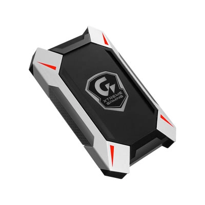 Gigabyte aussi y va de son pont SLI 2-Way avec des diodes