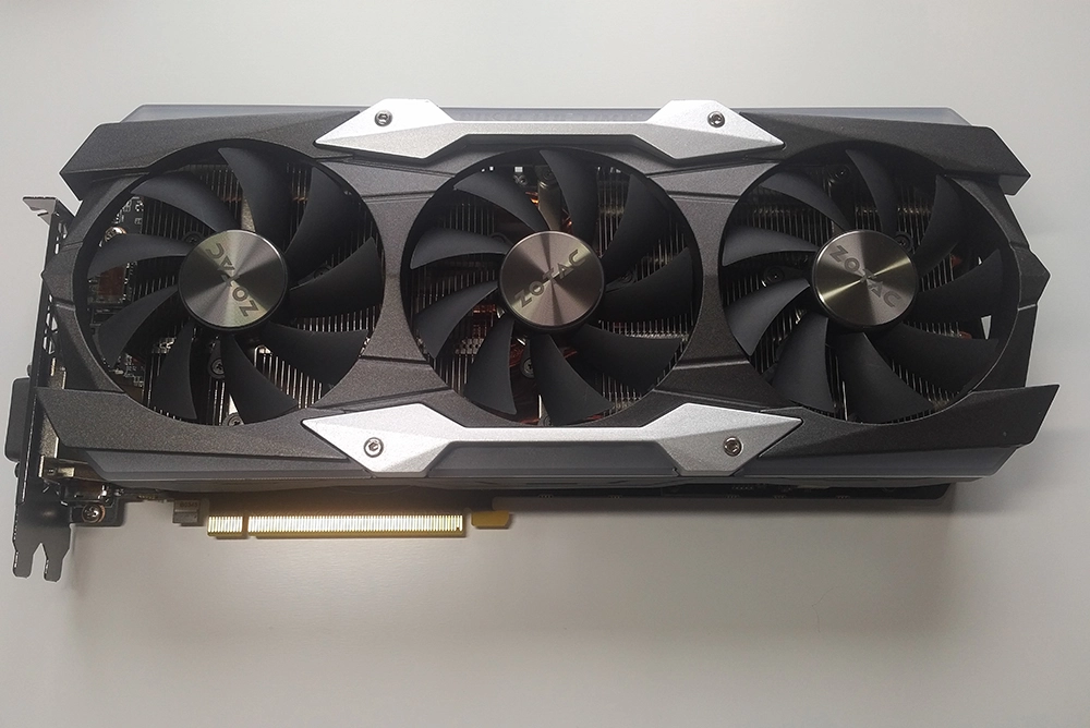 [Cowcotland] Preview carte graphique ZOTAC GTX 1080 Ti AMP! Extreme Edition