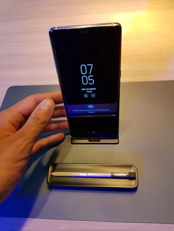 IFA 2017 : le Galaxy Note 8 de Samsung se montre