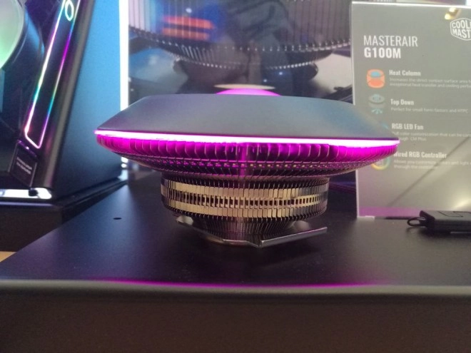 L'OVNI Cooler Master MasterAir G100M est disponible