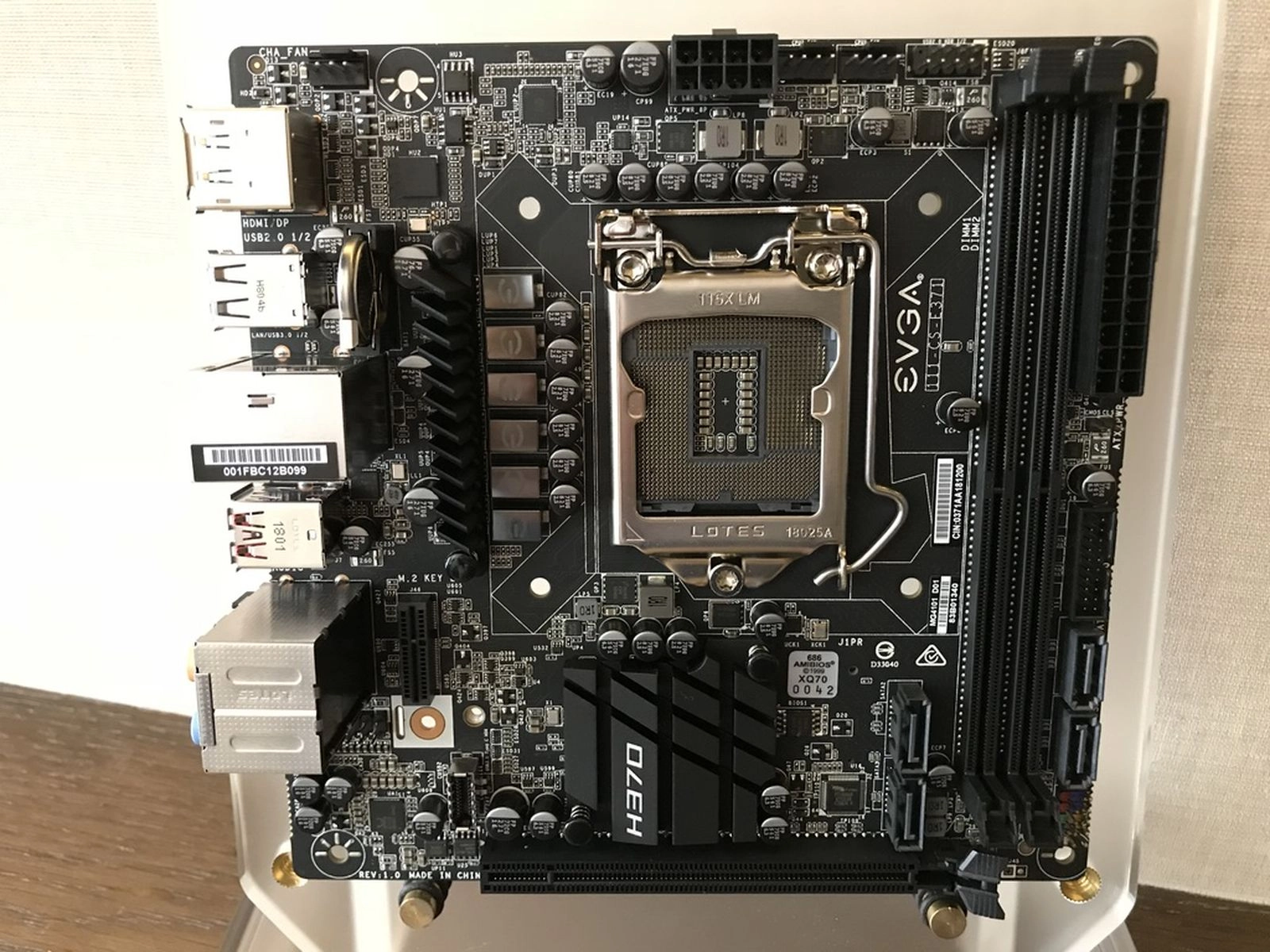 Computex 2018 : la carte m�re H370 Stinger d'EVGA