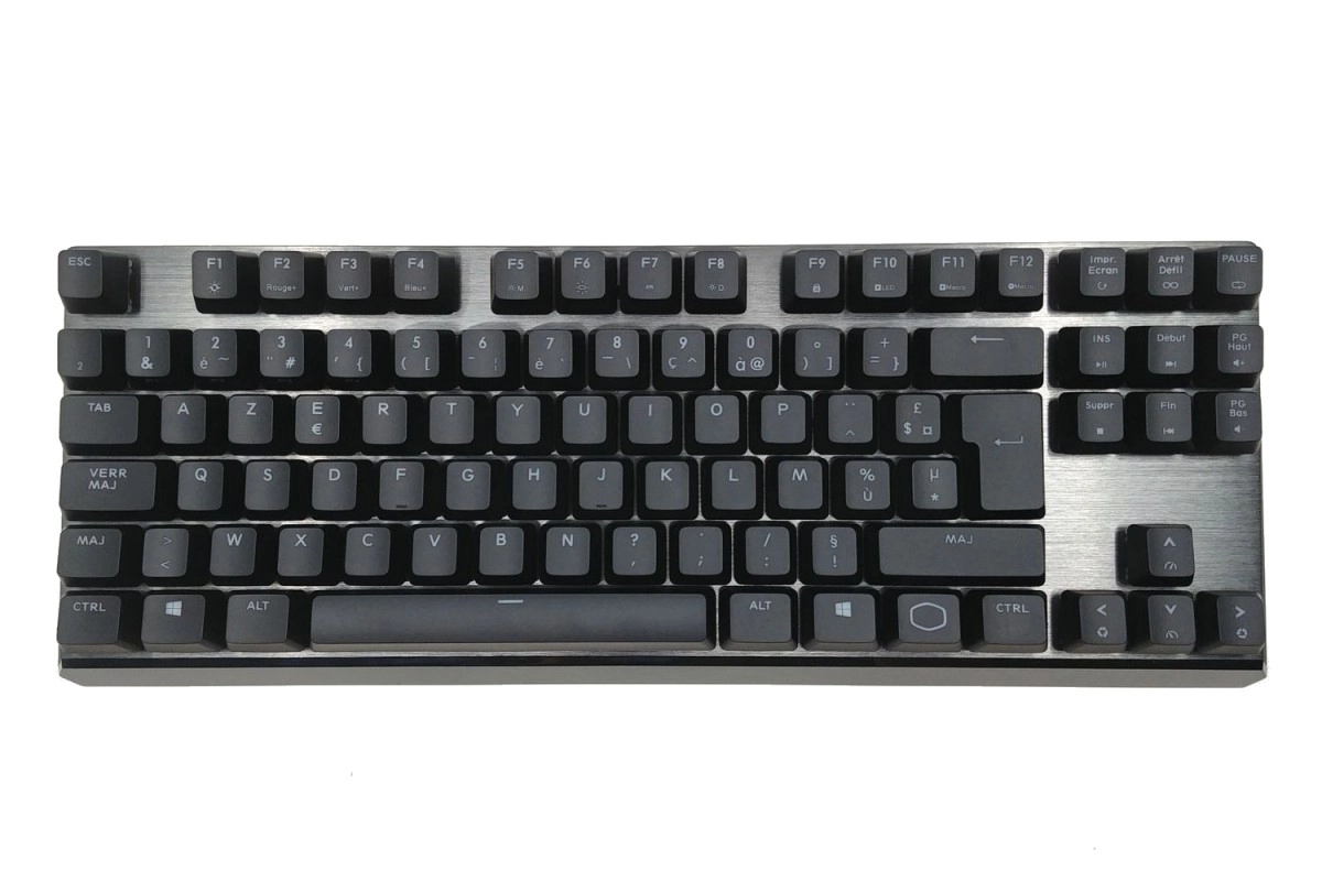 Un mini test du clavier Cooler Master MK730 chez Tom's Hardware