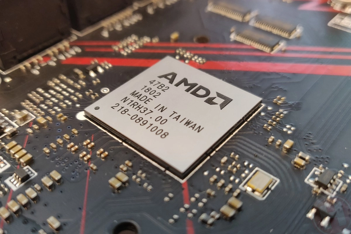 Pas de cartes m�res en AMD B550 et A520 avant 2020 ?