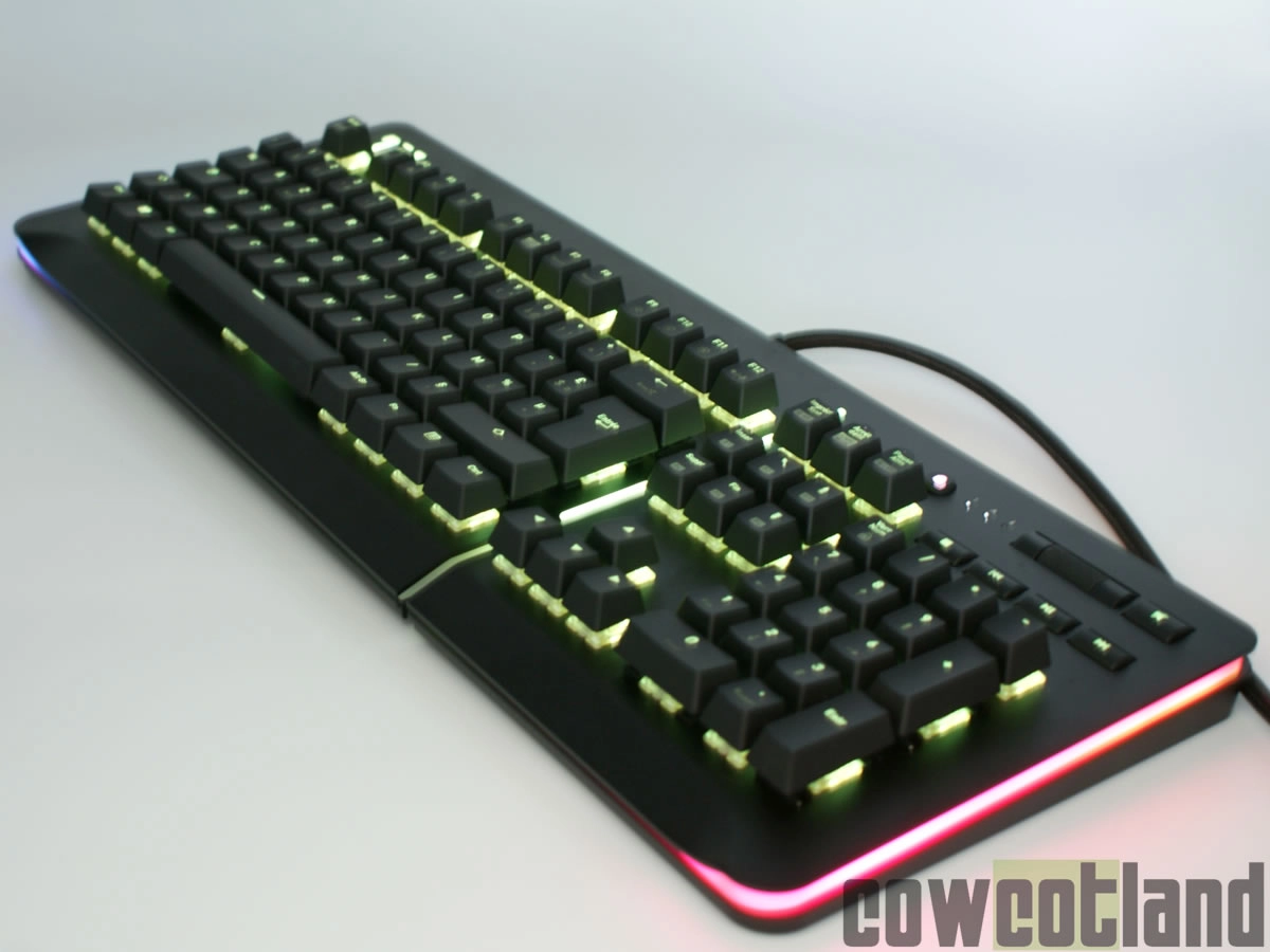  Test clavier m�canique Thermaltake Level 20
