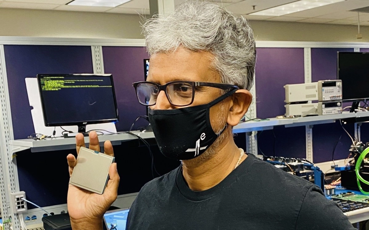 Raja Koduri pr�sente des images d'un tr�s gros GPU Intel Xe
