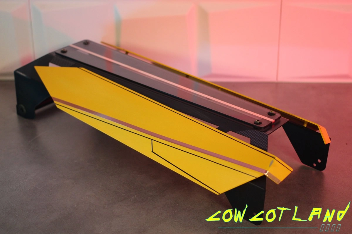  MOD PC CYBERPUNK 2077 : Les premiers travaux sur les car�nages du boitier