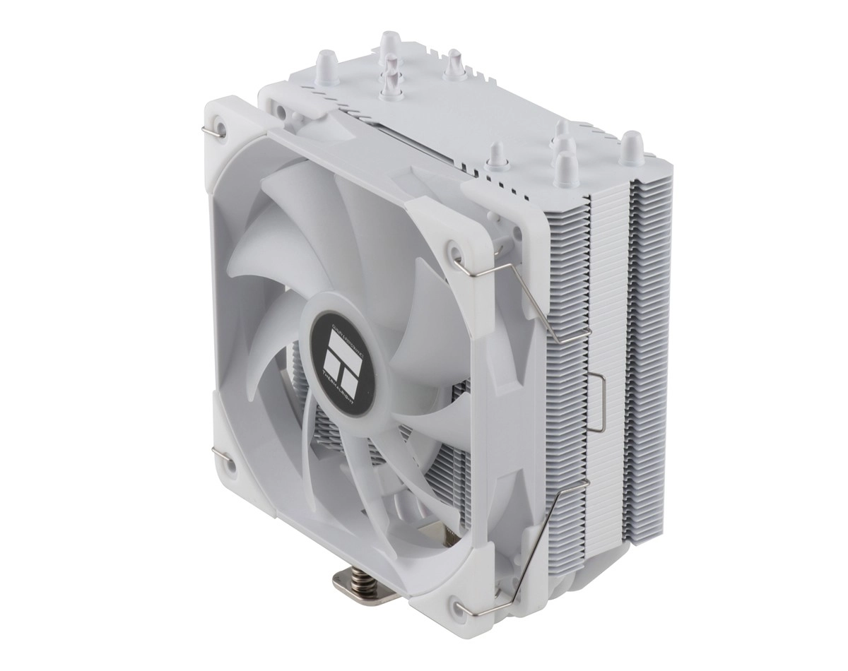 Thermalright passe son Assassin King 120 en noir et blanc avec �clairage ARGB