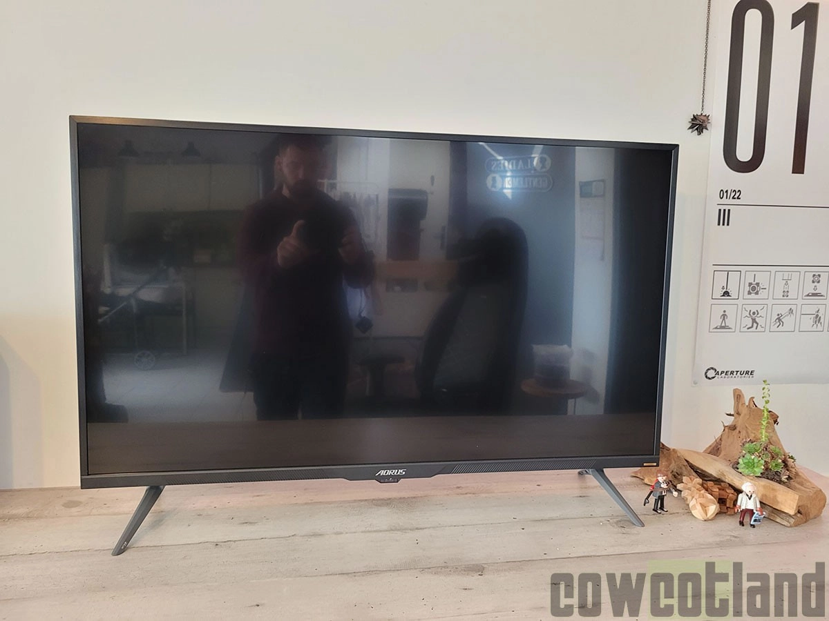  Test �cran GIGABYTE AORUS FV43U : Pour le Gaming, pour les Pros ?