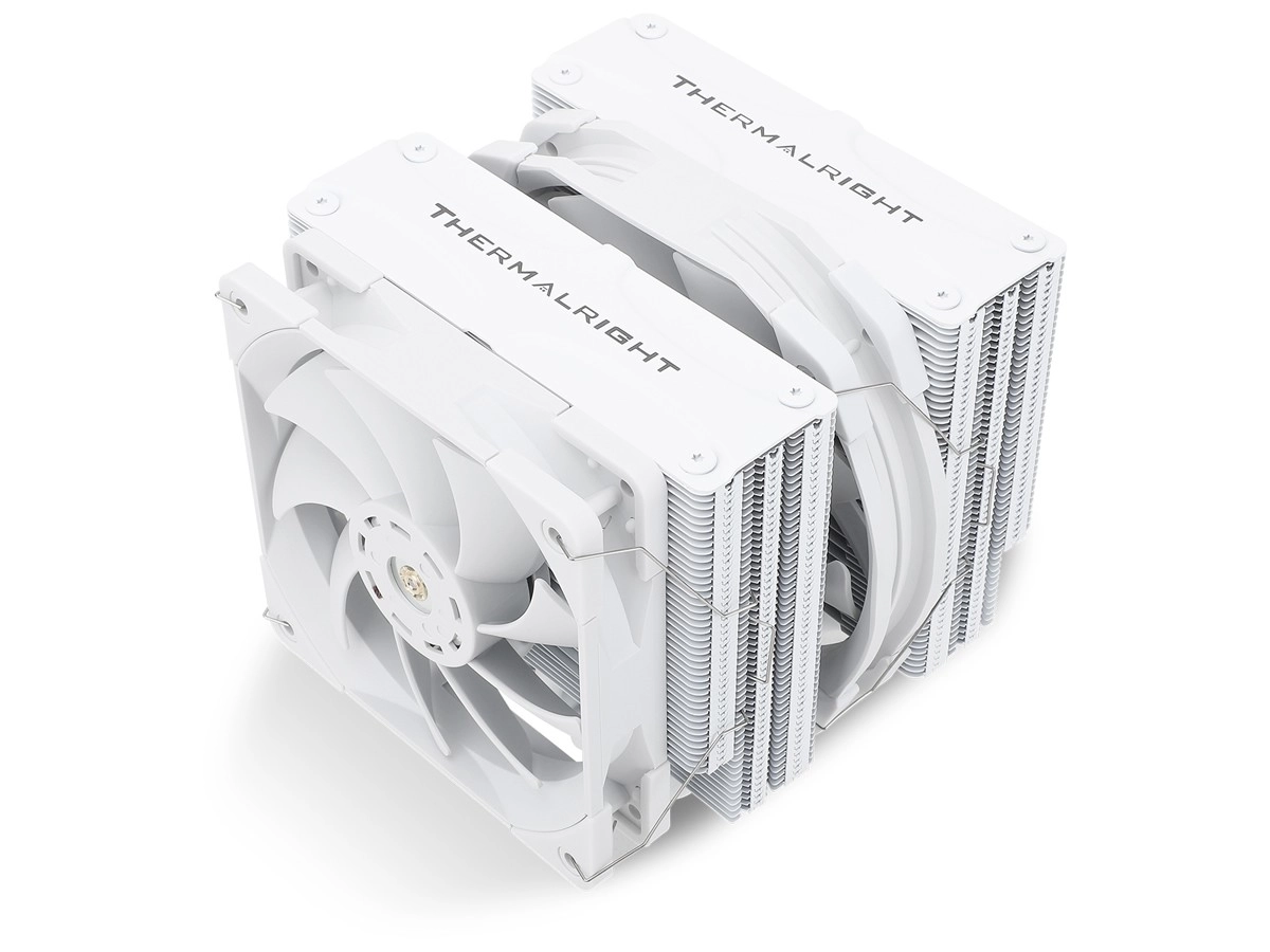 Le Frost Commander 140 d�j� d�clin� en blanc par Thermalright