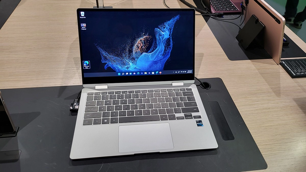 MWC 2022 : d�couverte des Galaxy Book2 de Samsung