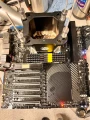 Un processeur AMD Threadripper PRO 5995WX overclocké fait tomber un record du monde sous Cinebench
