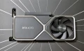 Voilà donc les premières images de la GeForce RTX 4070 Founders Edition de NVIDIA