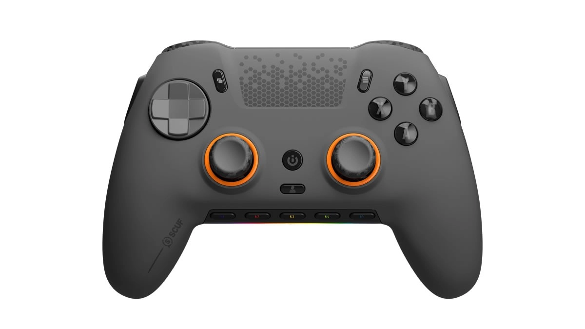 SCUF officialise sa manette PC Envision, en deux versions