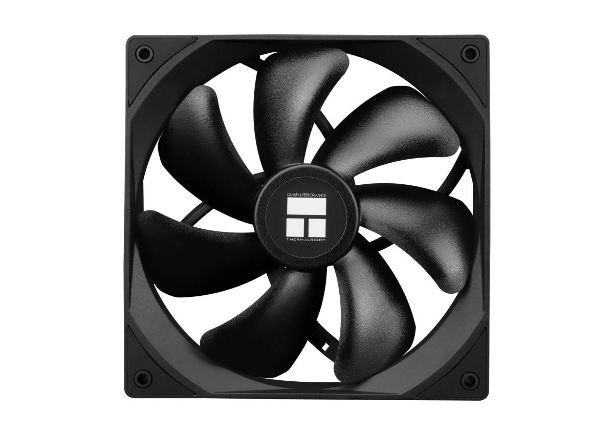 Nouveau ventilateur carr� de 140 mm chez Thermalright avec le TL-C14C