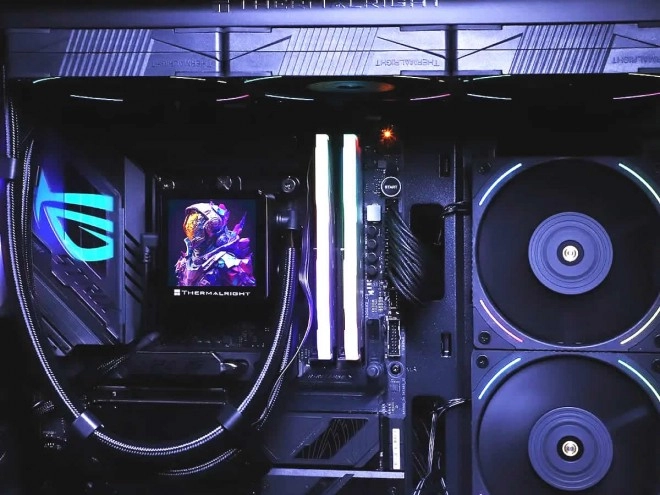 Thermalright annonce son AIO Watercooling Frozen Vision 360 BLACK avec �cran IPS