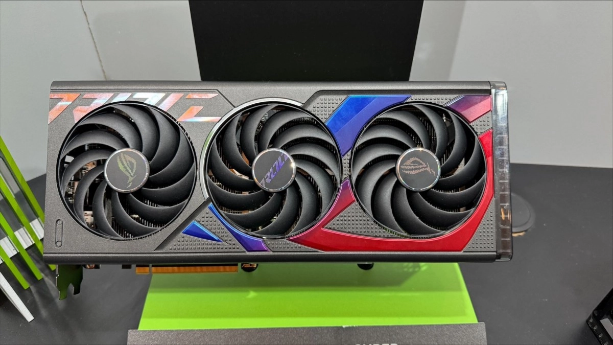 CES 2024 : des RTX 4000 SUPER chez ASUS
