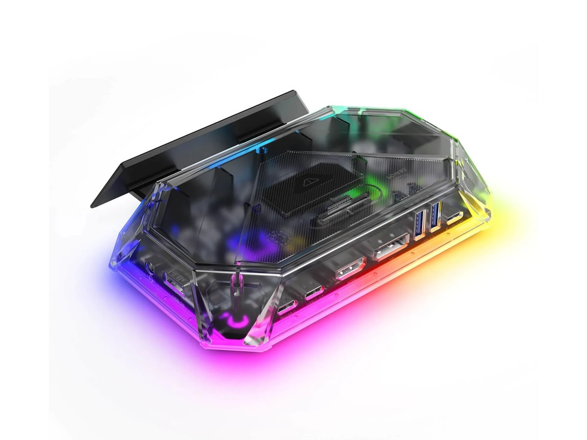 JSAUX pr�pare plusieurs docks transparents pour consoles nomades