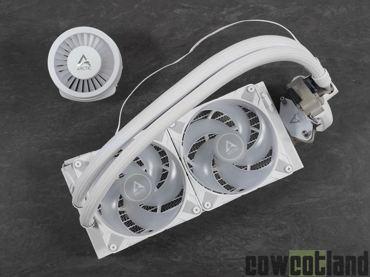 ARCTIC Liquid Freezer III 240 A-RGB, nouvelle r�f�rence over 9000 !