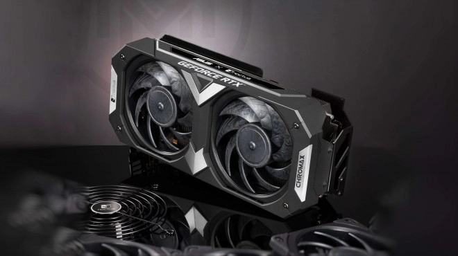 Clairement, la RTX 4080 SUPER Noctua d'ASUS en version Black Chromax, serait � tomber