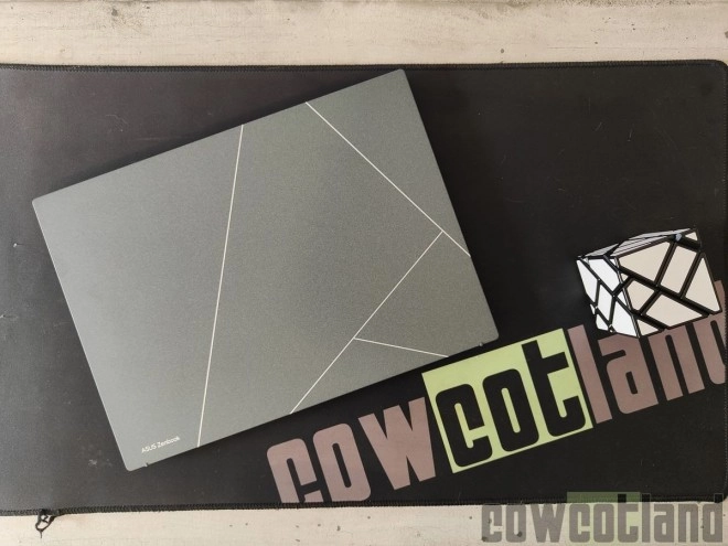 Test laptop ASUS Zenbook S13 OLED : Fin et l�ger