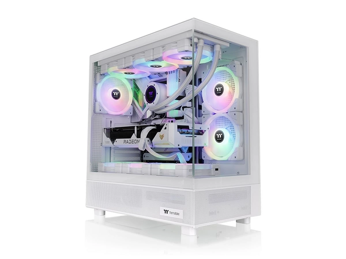 [Maj] View 270, un boitier avec vue panoramique chez Thermaltake