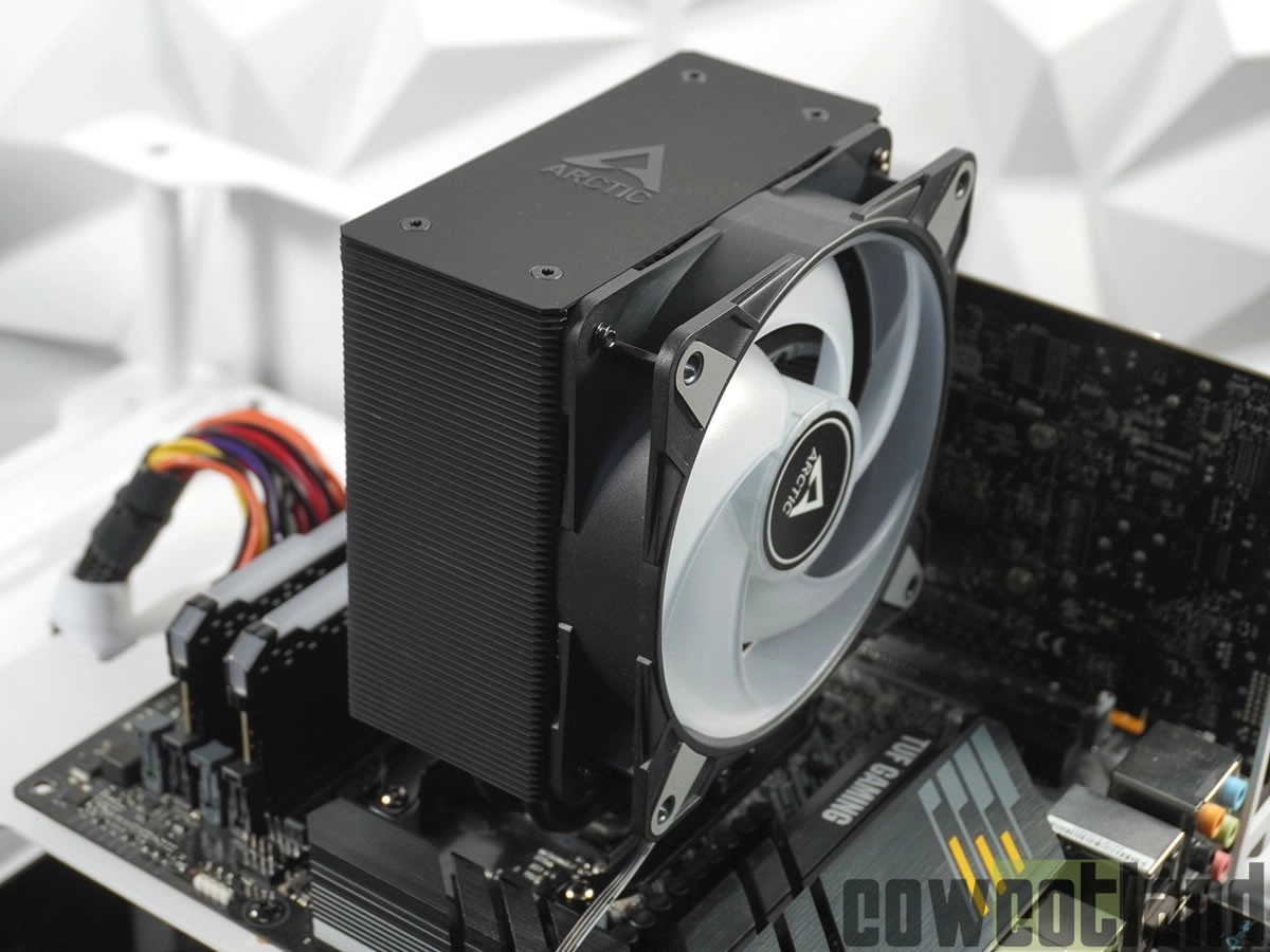 ARCTIC Freezer 36 A-RGB, une star est n�e
