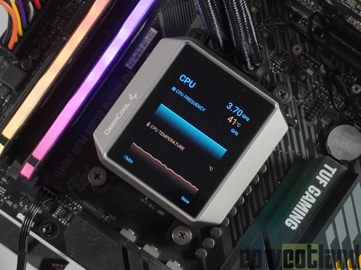 DeepCool MYSTIQUE 360, efficace et avec un bel �cran !