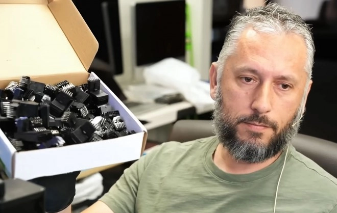 Il semblerait que �a crame encore une tonne de connecteur 12VHPWR sur les RTX 4090