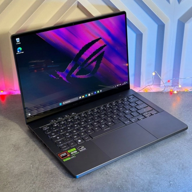 Place au magnifique ASUS ROG Zephyrus G14 en version 2024 !!!