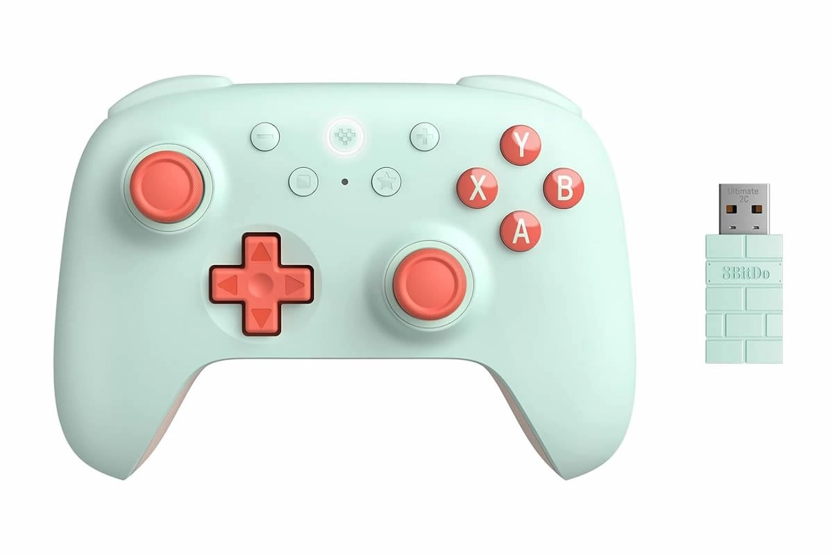 8BitDo Ultimate 2C, une manette qui fera oublier les autres ?