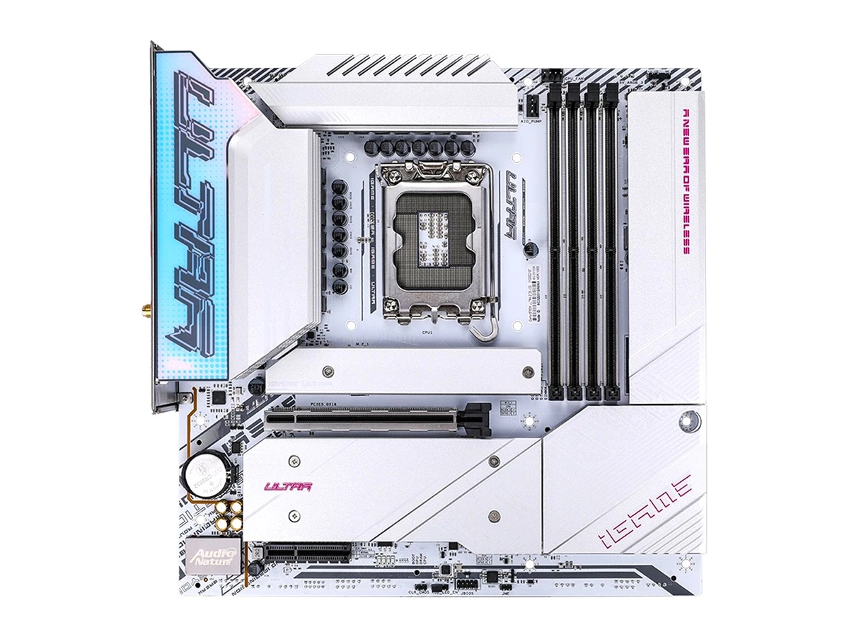 COLORFUL  iGame Z790M D5 Ultra Z, on cache les connecteurs !