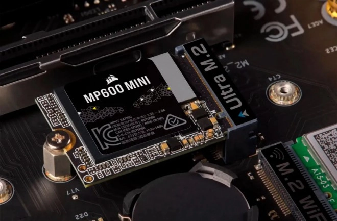 Corsair MP600 Mini R2 : Un petit SSD rapide pour ta console portable