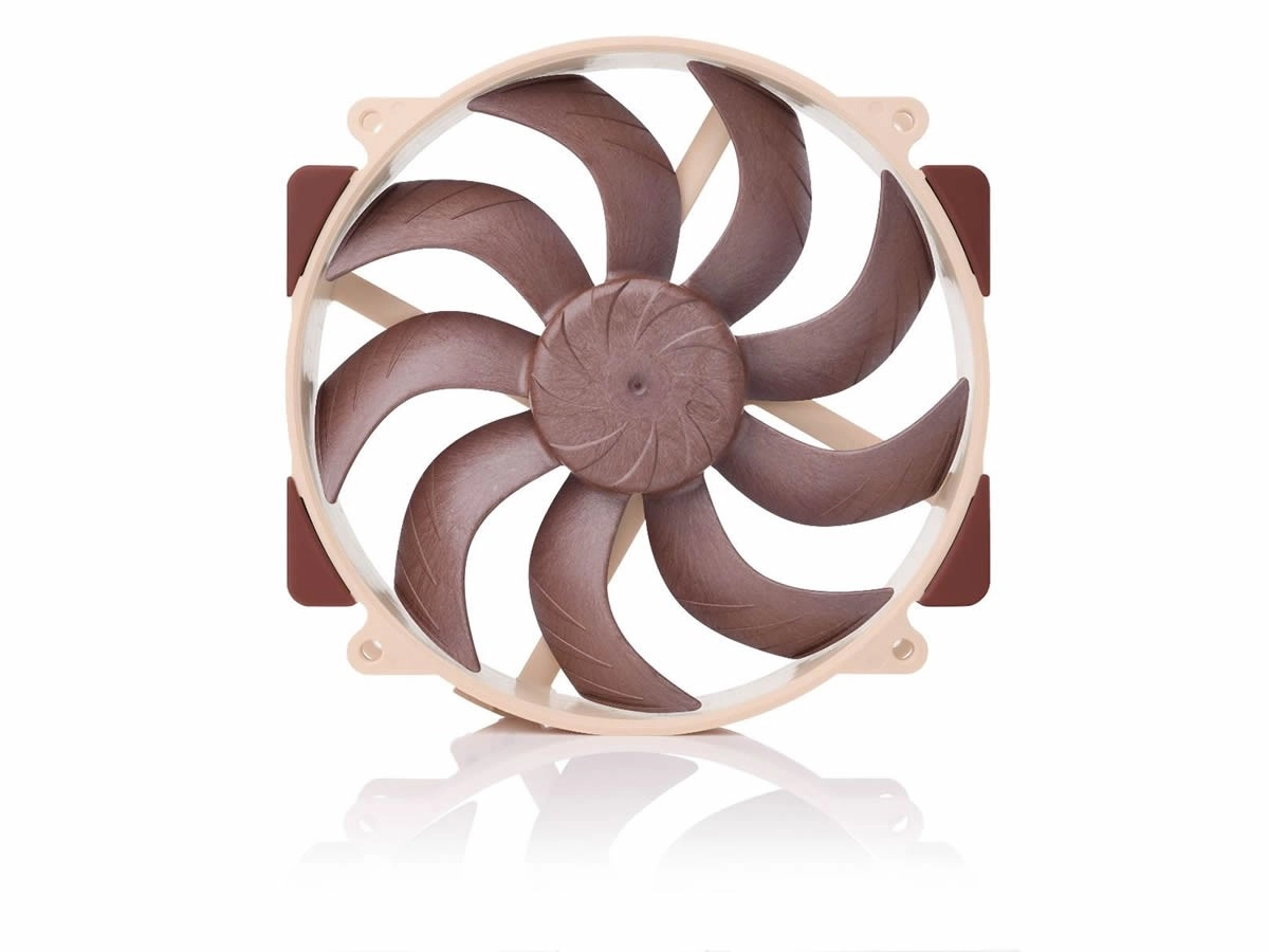 Avec le NF-A14x25r G2, Noctua passe au haut de gamme en 140 mm