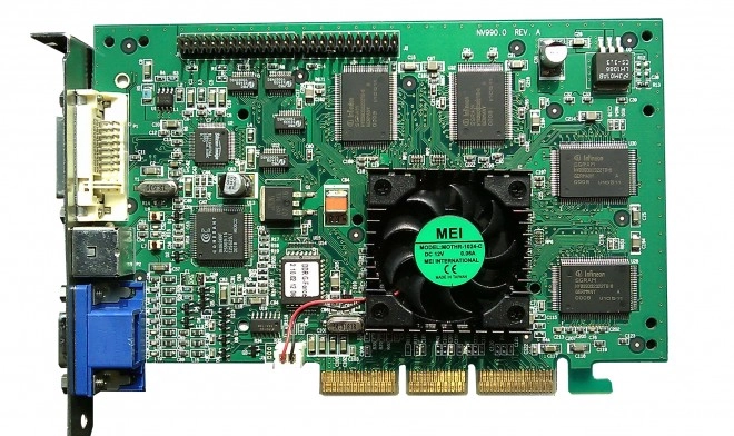 La GeForce 256 de NVIDIA f�te aujourd'hui ses 25 ans !!!