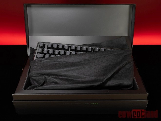 Pr�sentation du clavier hors de prix d�ASUS : le ROG AZOTH EXTREME