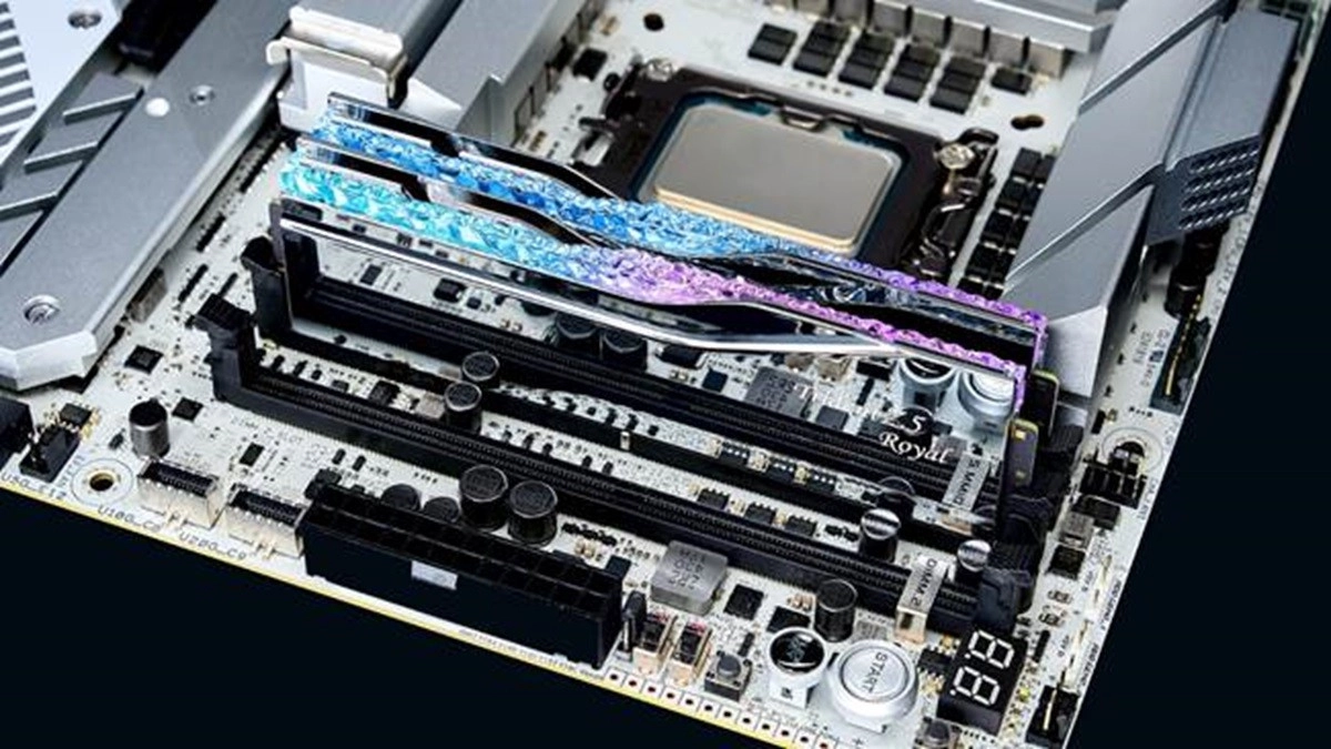 Quatre overclockers ont pass� la barre DDR5-12000 avec de la m�moire G.Skill