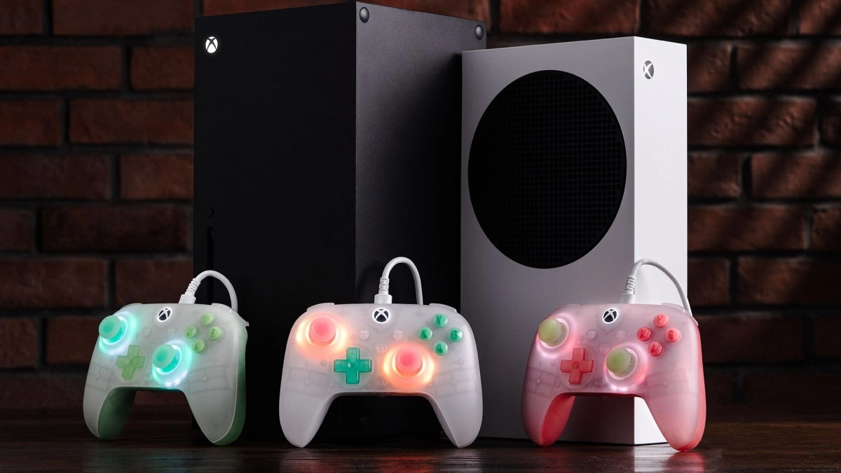 8BitDo Ultimate Mini, une manette Xbox filaire pour les petites mains
